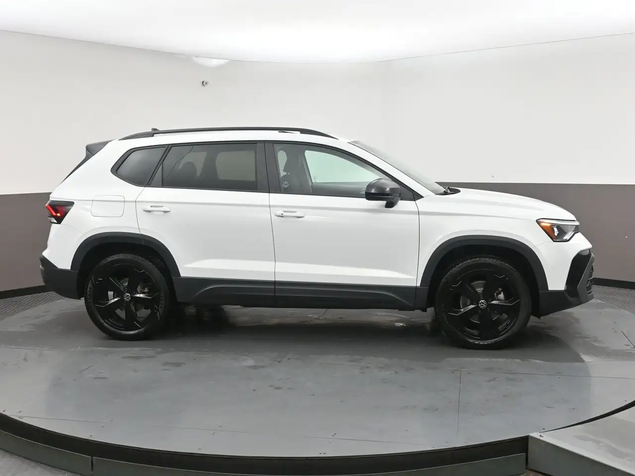 Volkswagen Taos снимка Volkswagen Taos