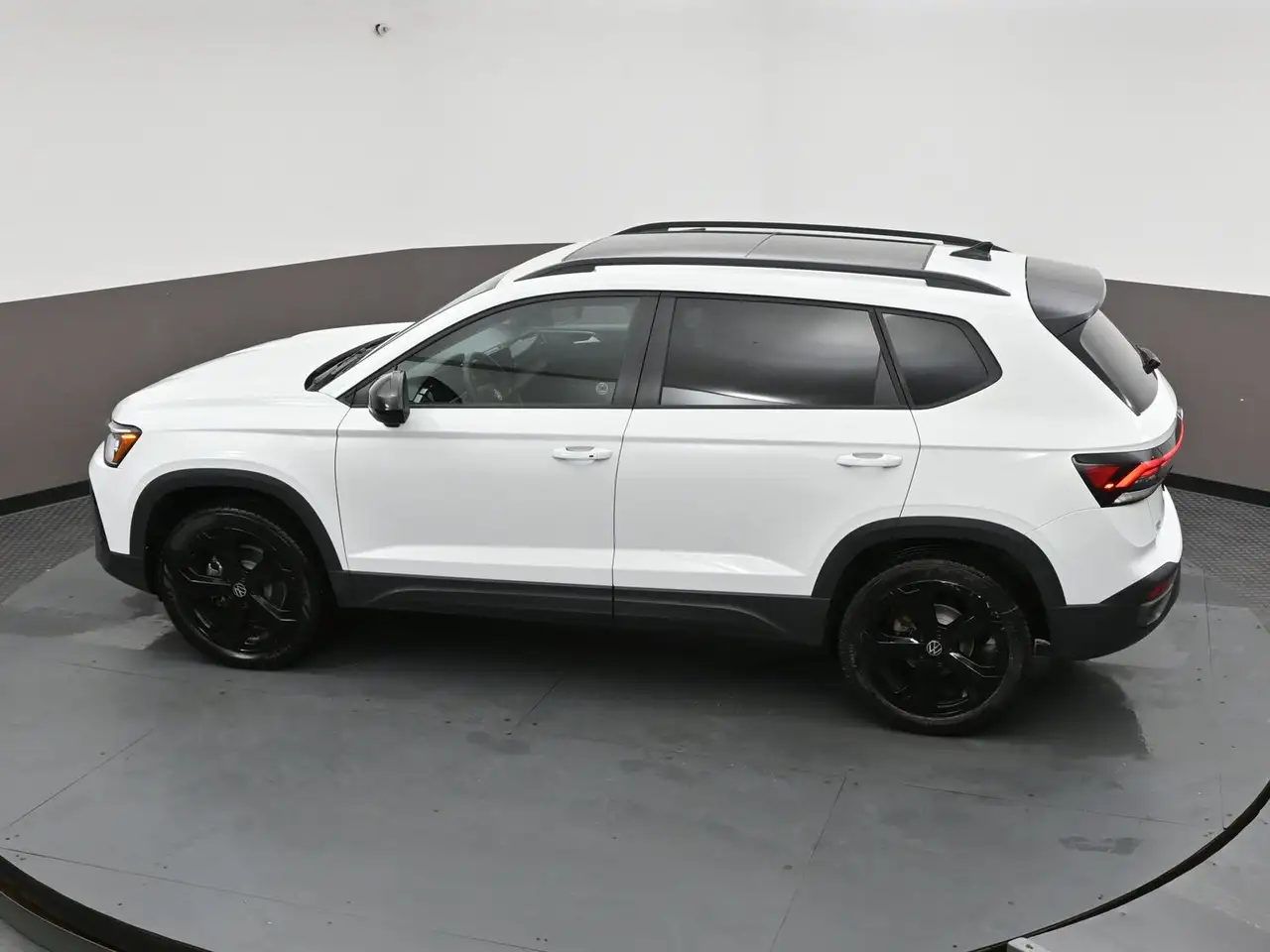 Volkswagen Taos снимка Volkswagen Taos
