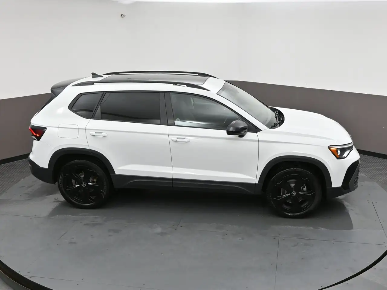 Volkswagen Taos снимка Volkswagen Taos