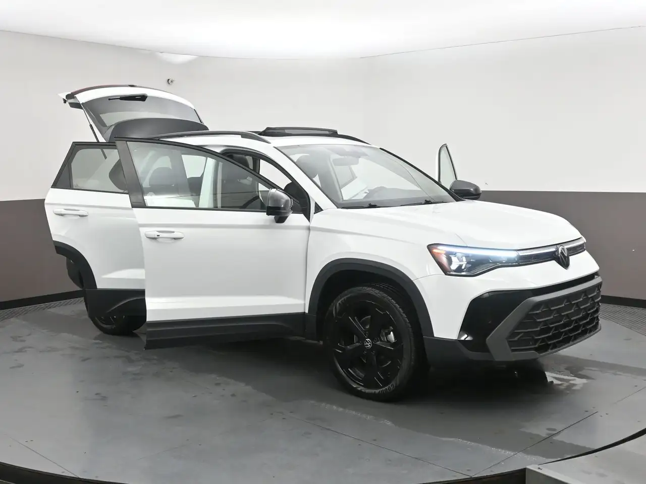 Volkswagen Taos снимка Volkswagen Taos