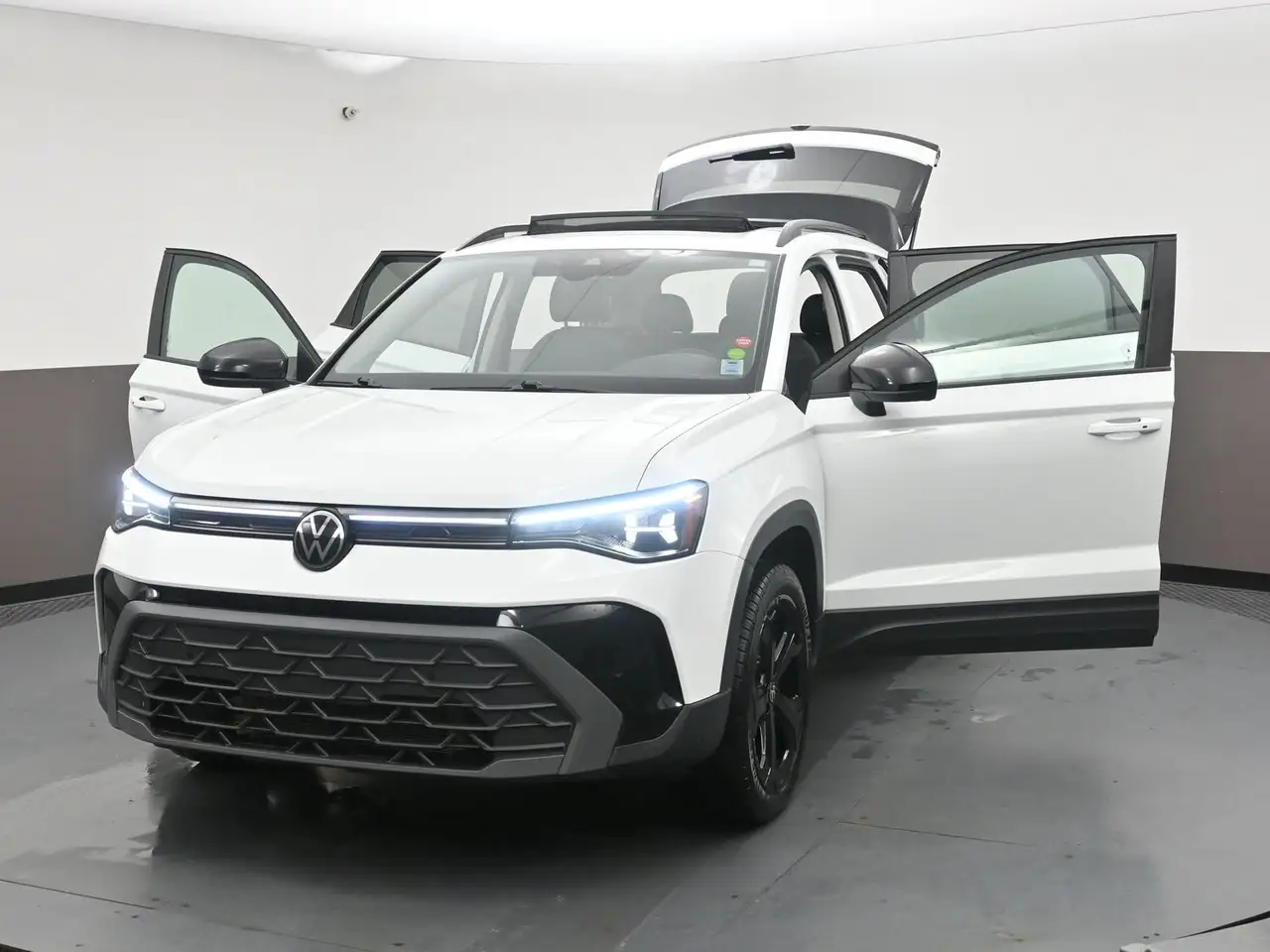 Volkswagen Taos снимка Volkswagen Taos