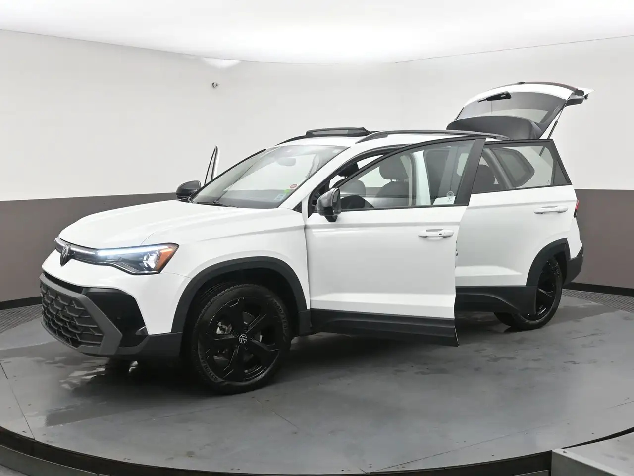 Volkswagen Taos снимка Volkswagen Taos