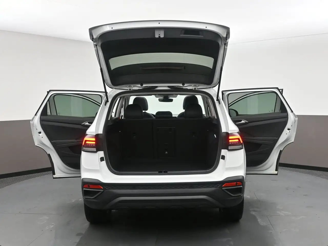 Volkswagen Taos снимка Volkswagen Taos