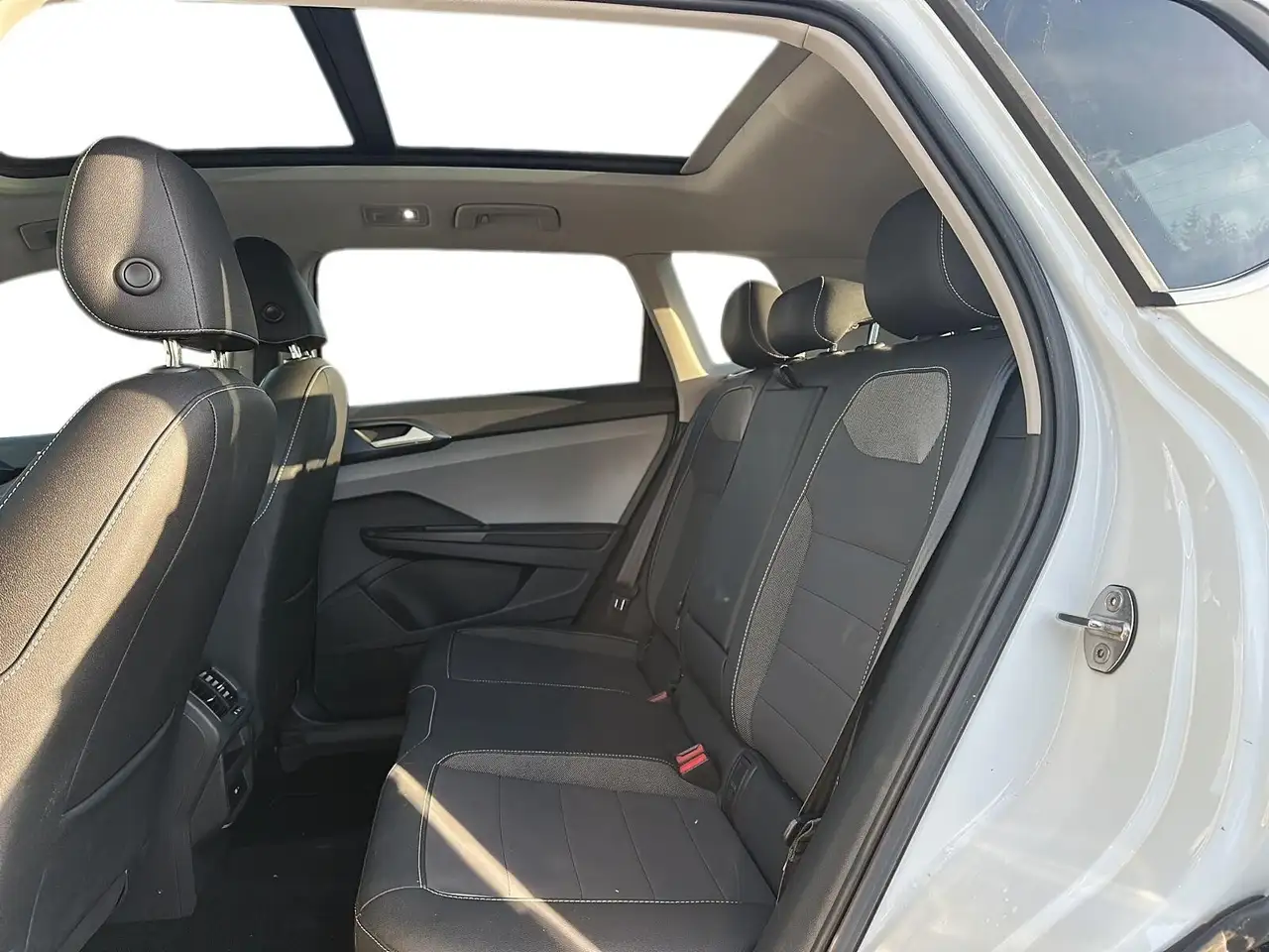 Volkswagen Taos снимка Volkswagen Taos