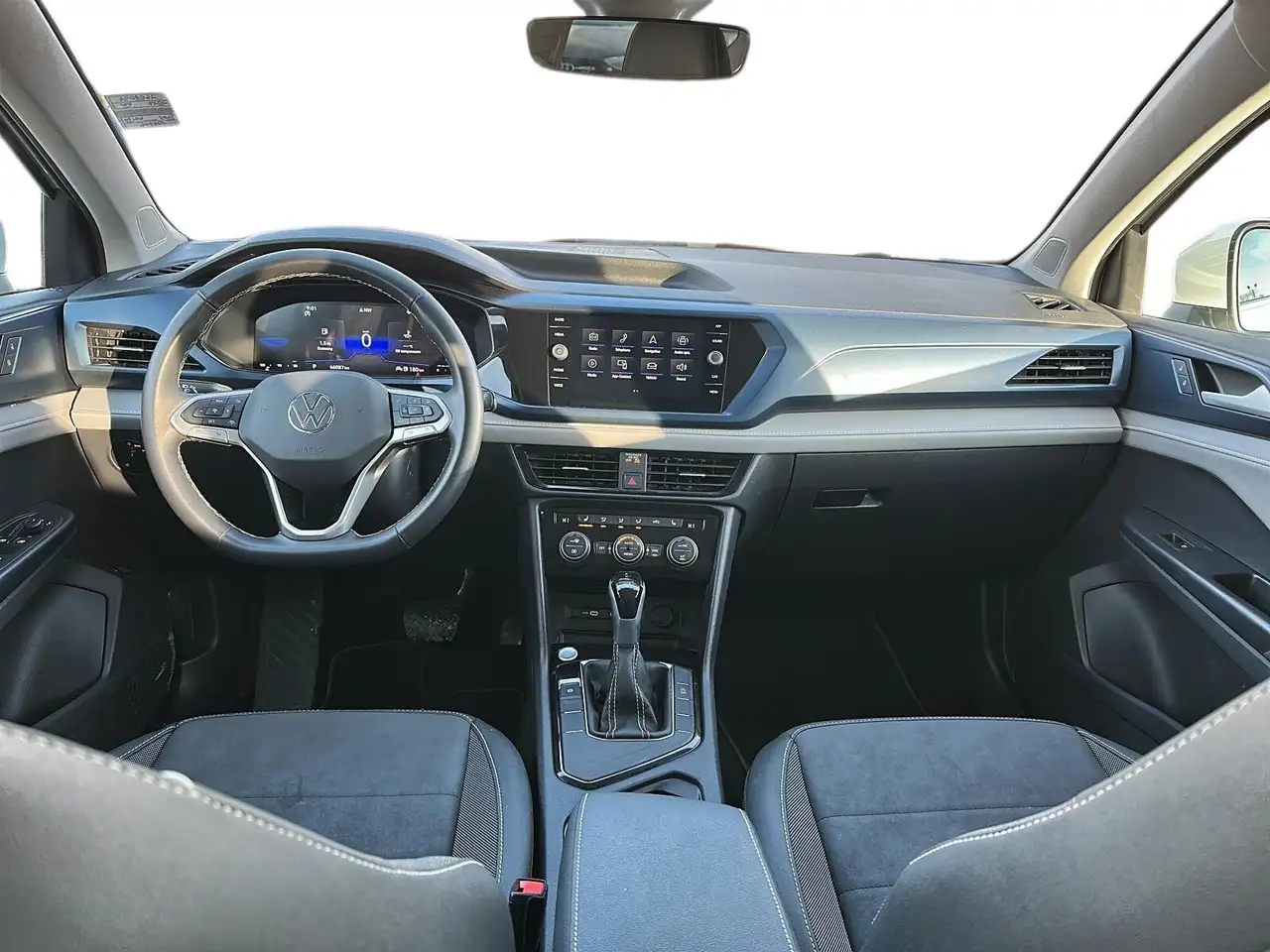 Volkswagen Taos снимка Volkswagen Taos