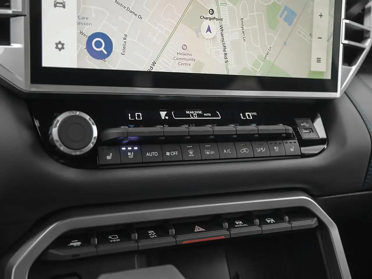 Toyota Sequoia снимка Toyota Sequoia