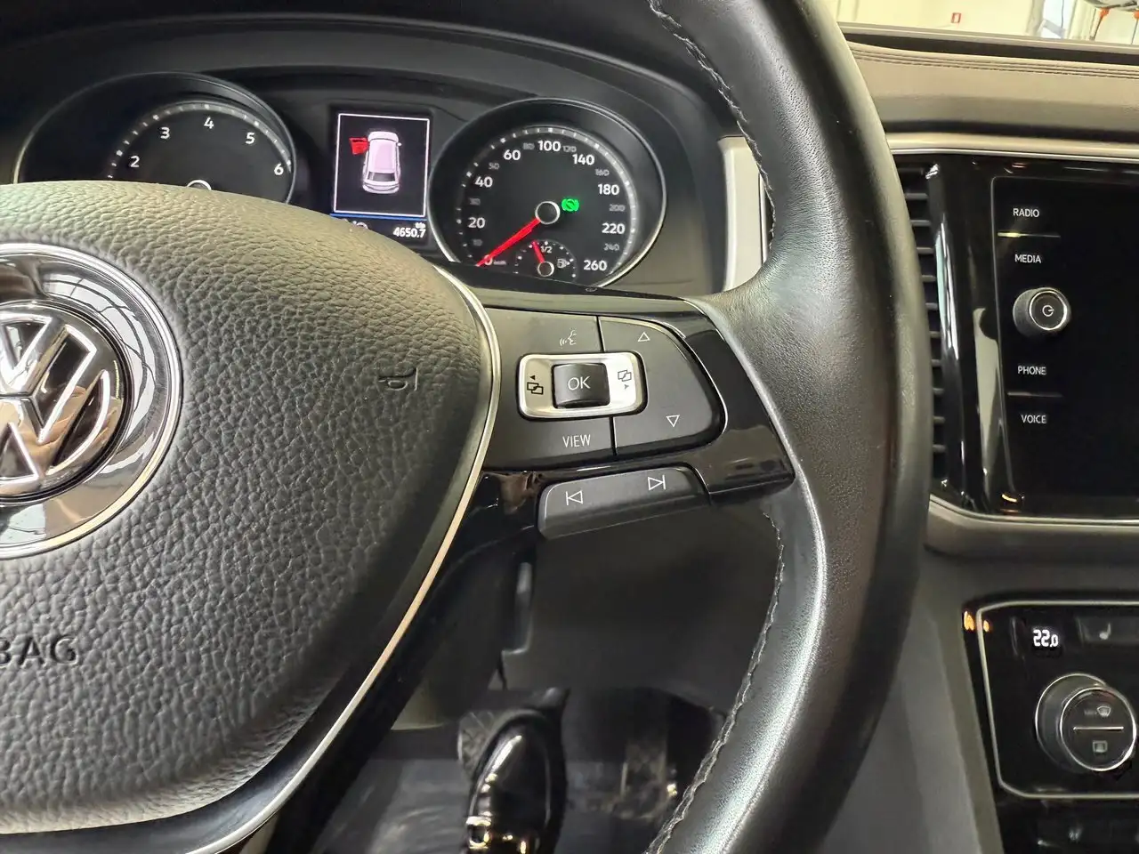 Volkswagen Atlas снимка Volkswagen Atlas