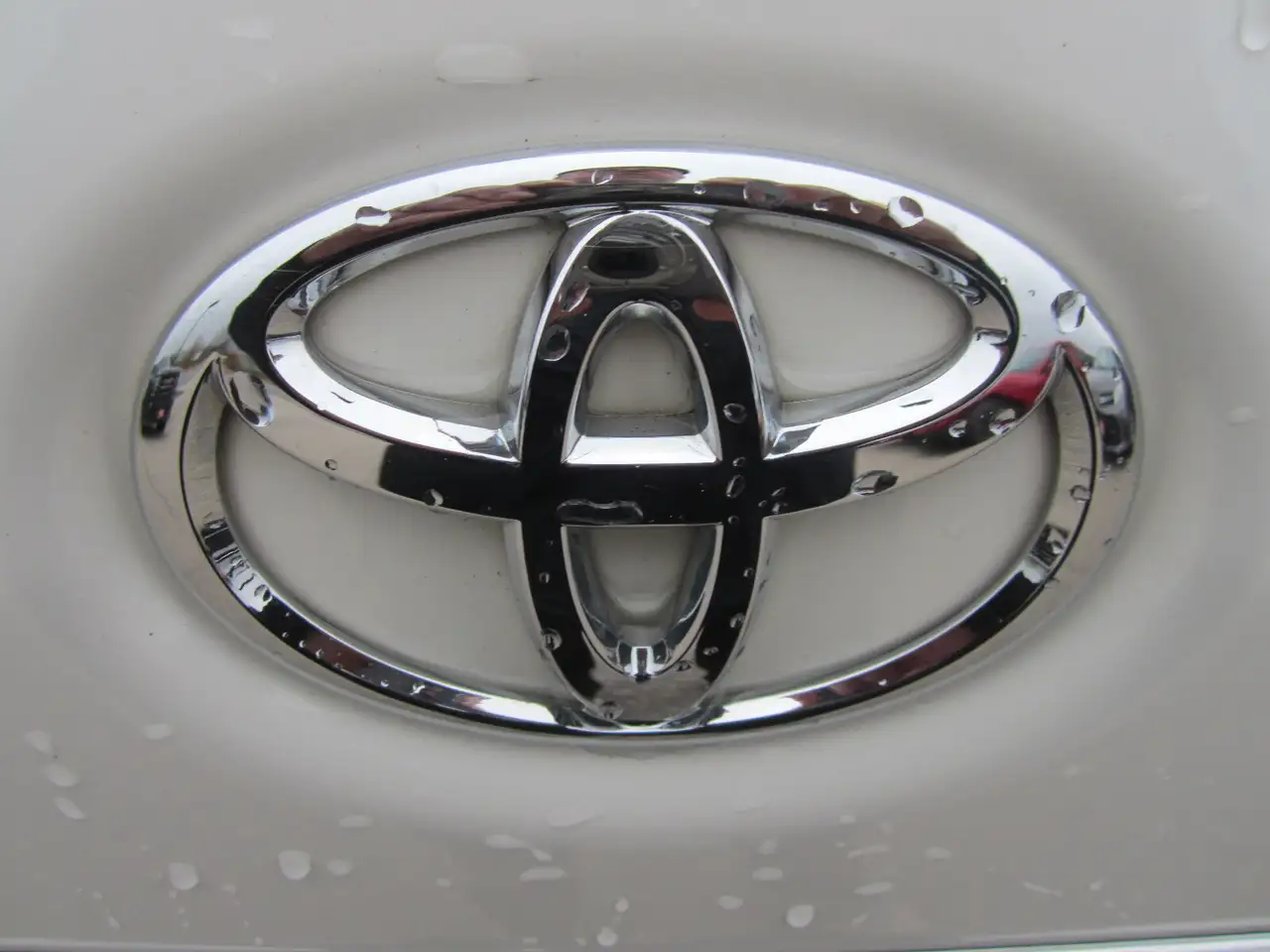 Toyota Sienna снимка Toyota Sienna