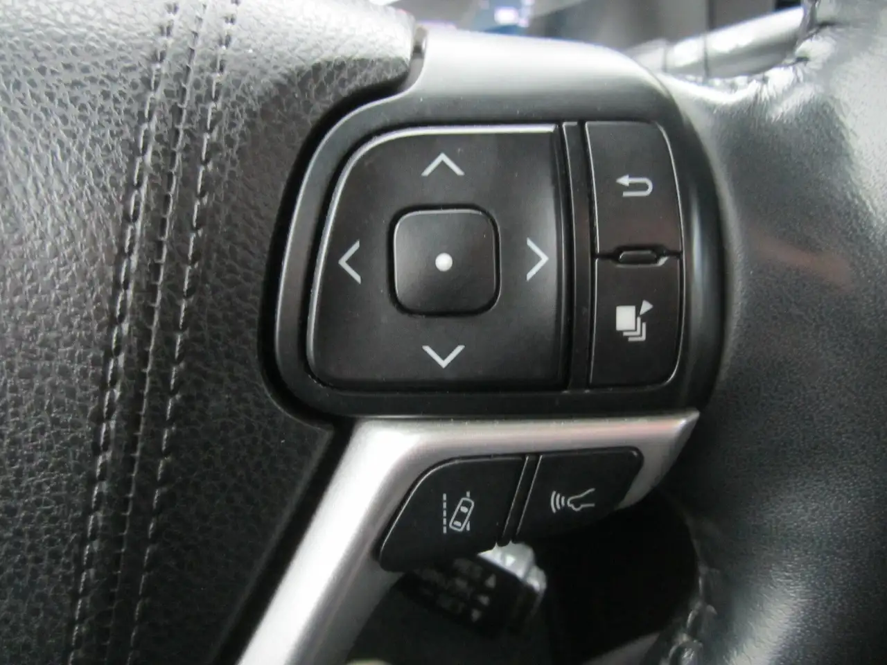 Toyota Sienna снимка Toyota Sienna