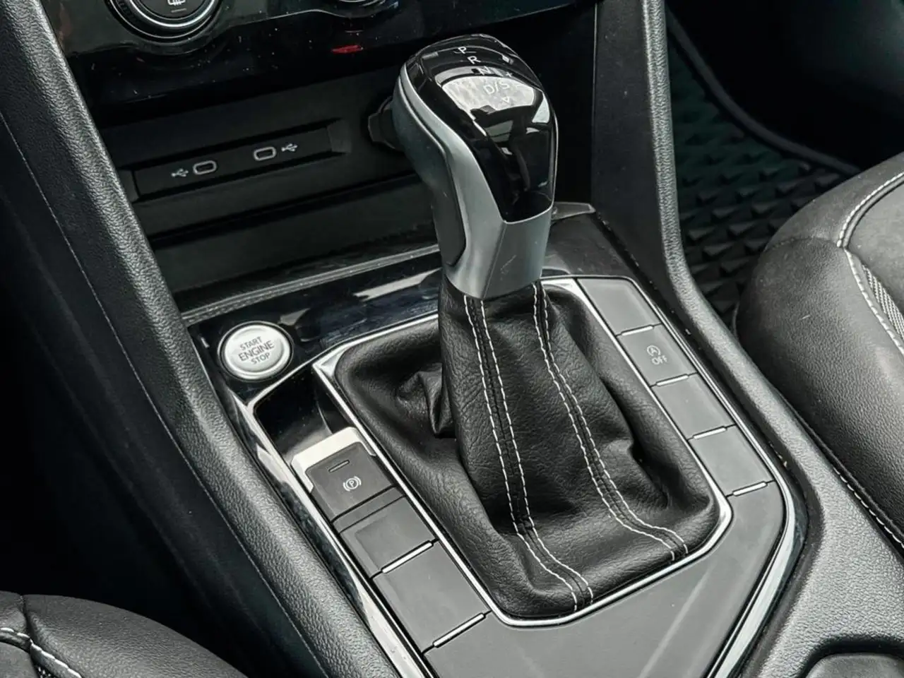 Volkswagen Taos снимка Volkswagen Taos