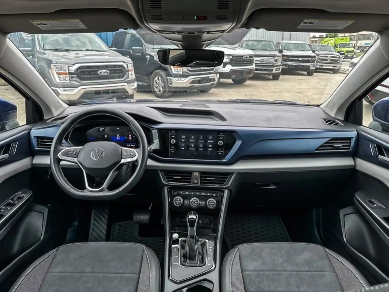 Volkswagen Taos снимка Volkswagen Taos