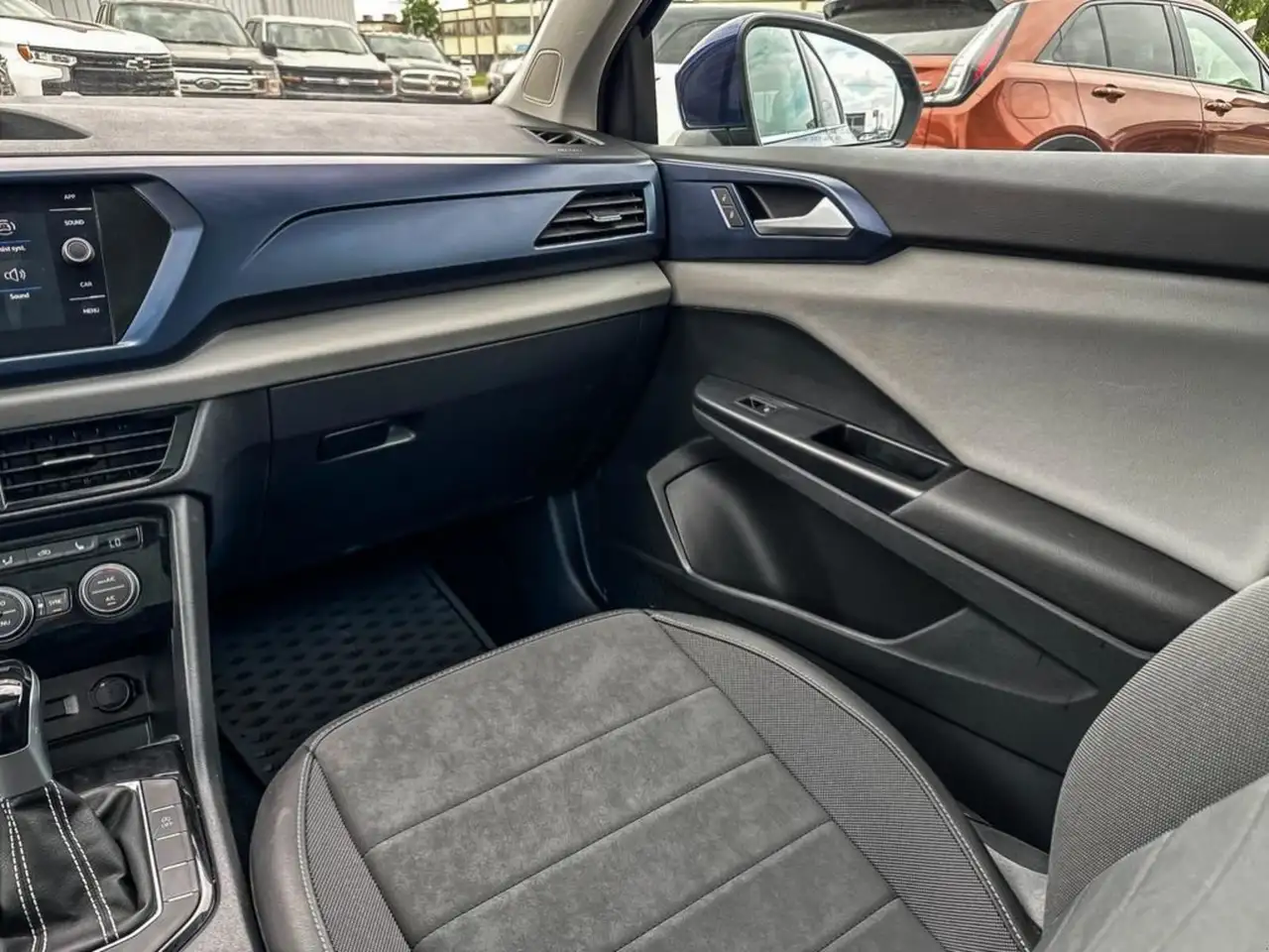 Volkswagen Taos снимка Volkswagen Taos