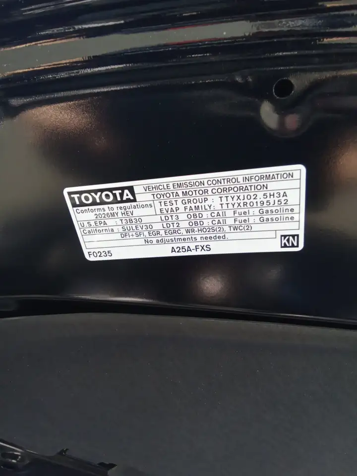 Toyota Sienna снимка Toyota Sienna