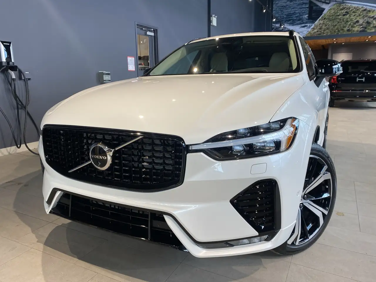 2025 Volvo XC60