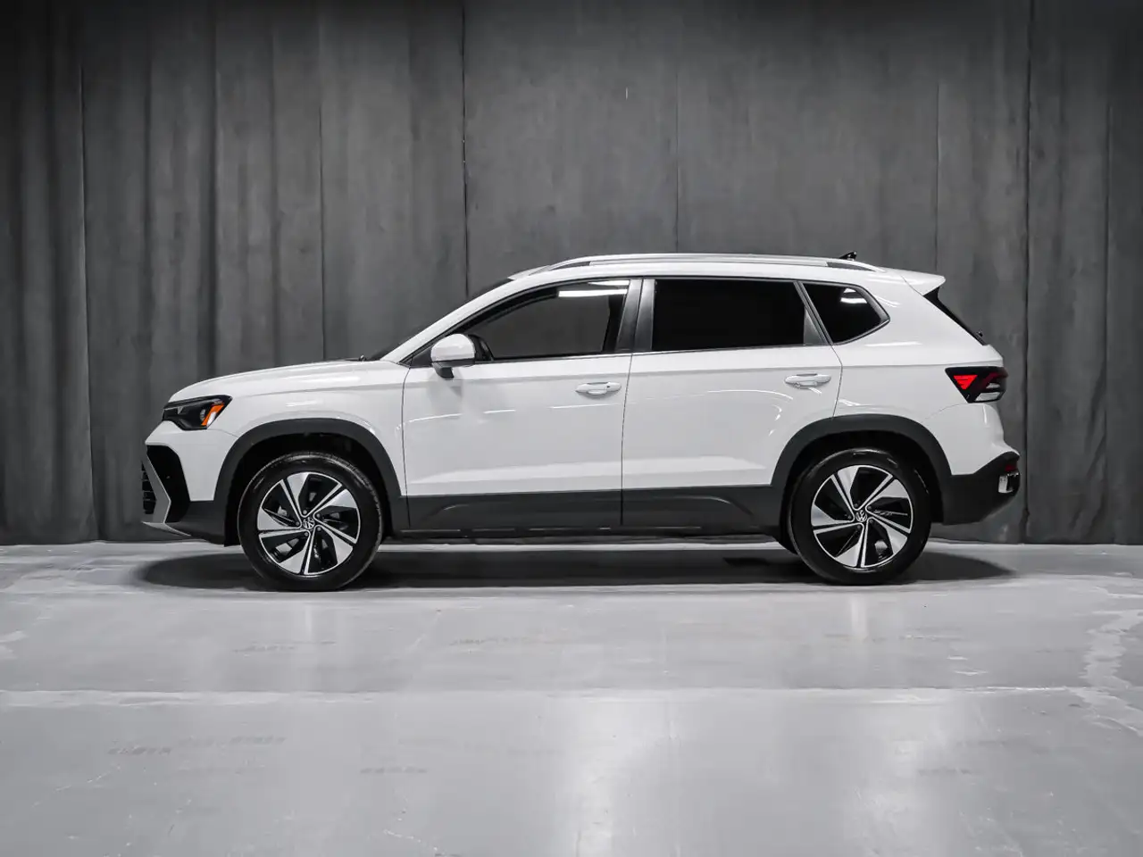 Volkswagen Taos снимка Volkswagen Taos
