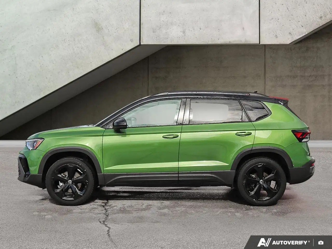 Volkswagen Taos снимка Volkswagen Taos