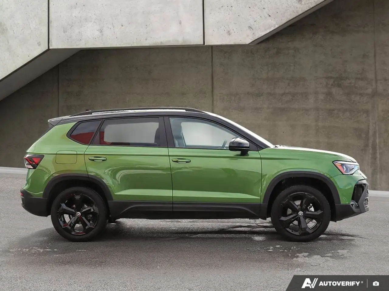 Volkswagen Taos снимка Volkswagen Taos