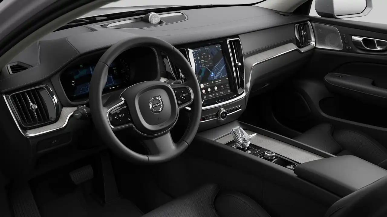 Volvo V60 Cross Country снимка Volvo V60 Cross Country