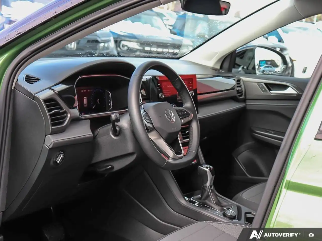 Volkswagen Taos снимка Volkswagen Taos