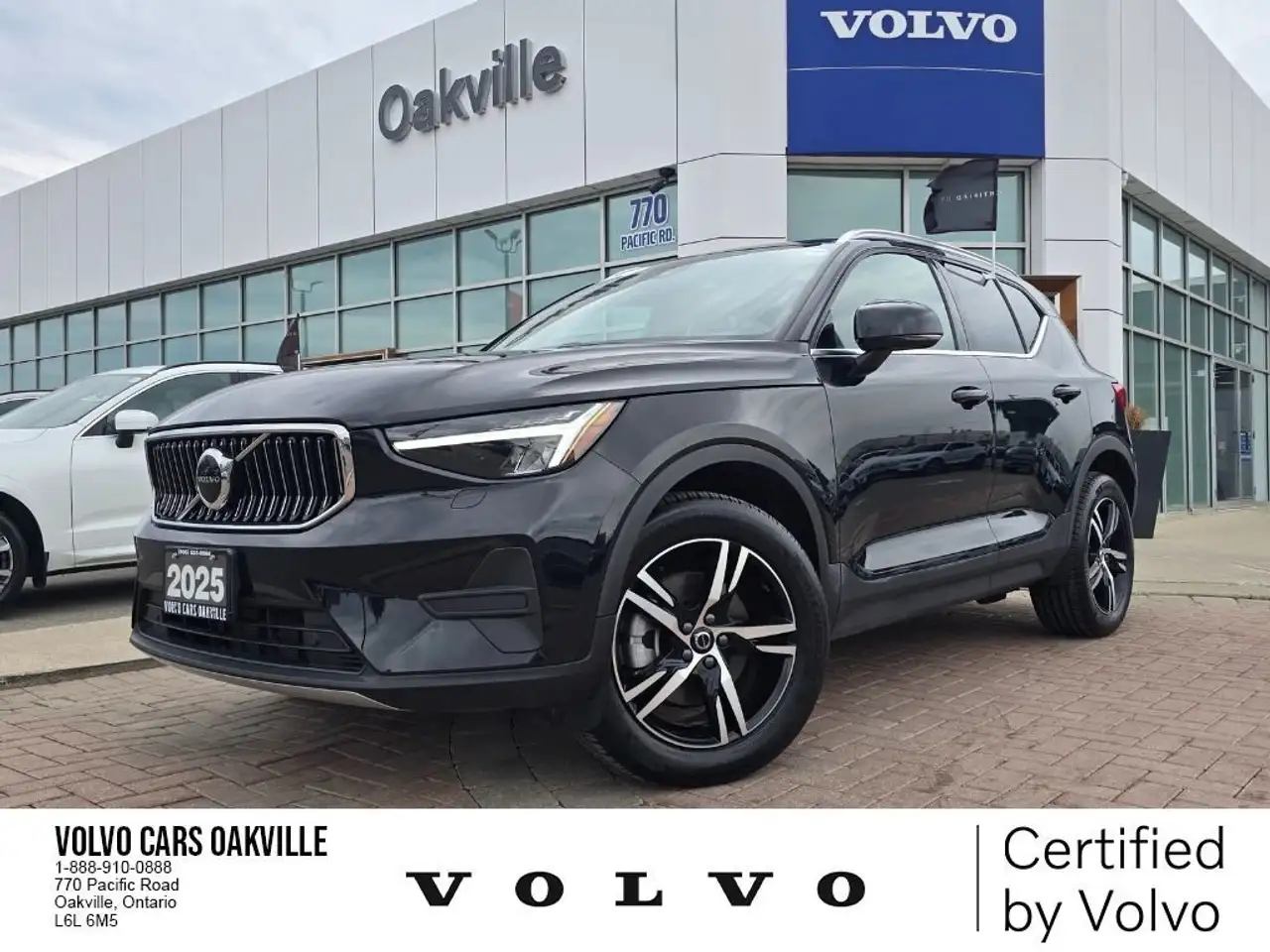 2025 Volvo XC40