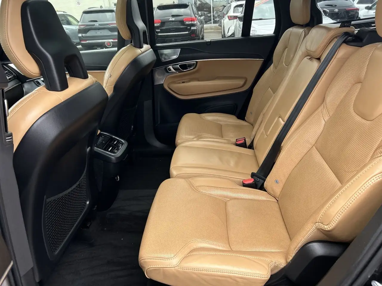 Volvo XC90 снимка Volvo XC90