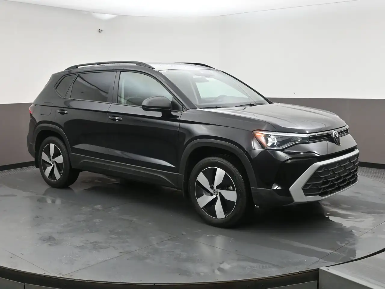2025 Volkswagen Taos