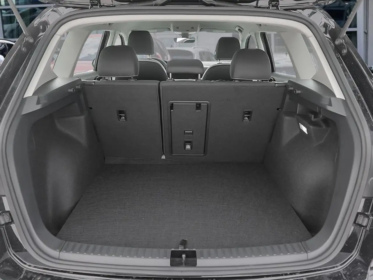 Volkswagen Taos снимка Volkswagen Taos