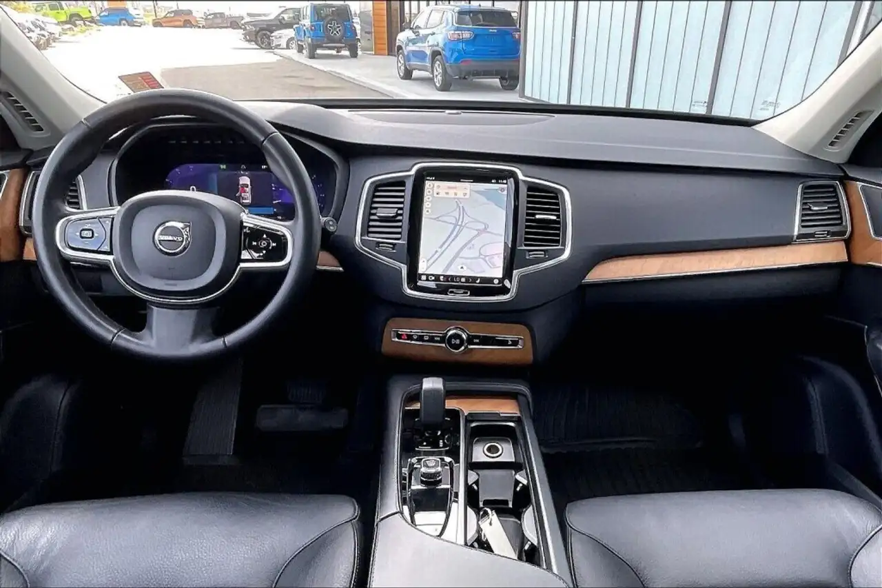 Volvo XC90 снимка Volvo XC90