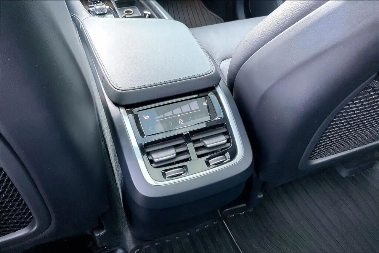 Volvo XC90 снимка Volvo XC90