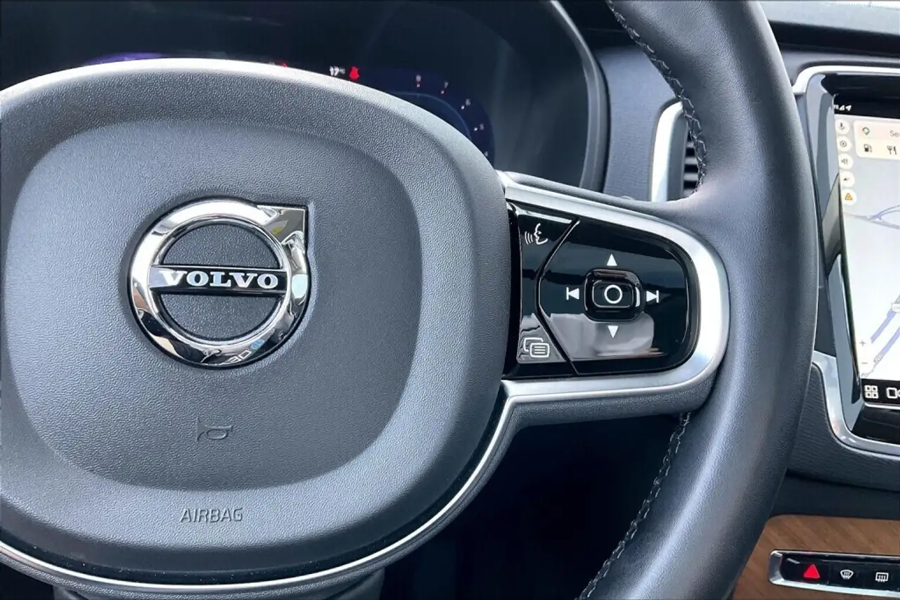 Volvo XC90 снимка Volvo XC90