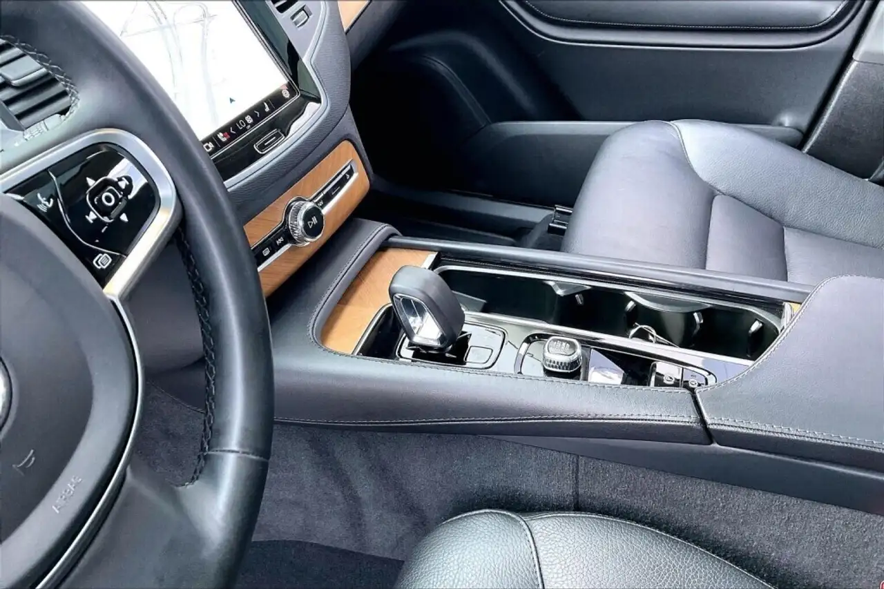 Volvo XC90 снимка Volvo XC90
