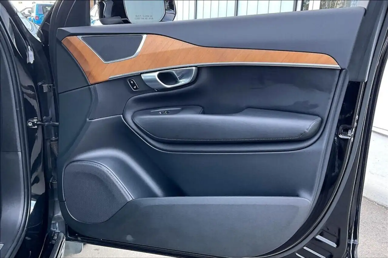 Volvo XC90 снимка Volvo XC90