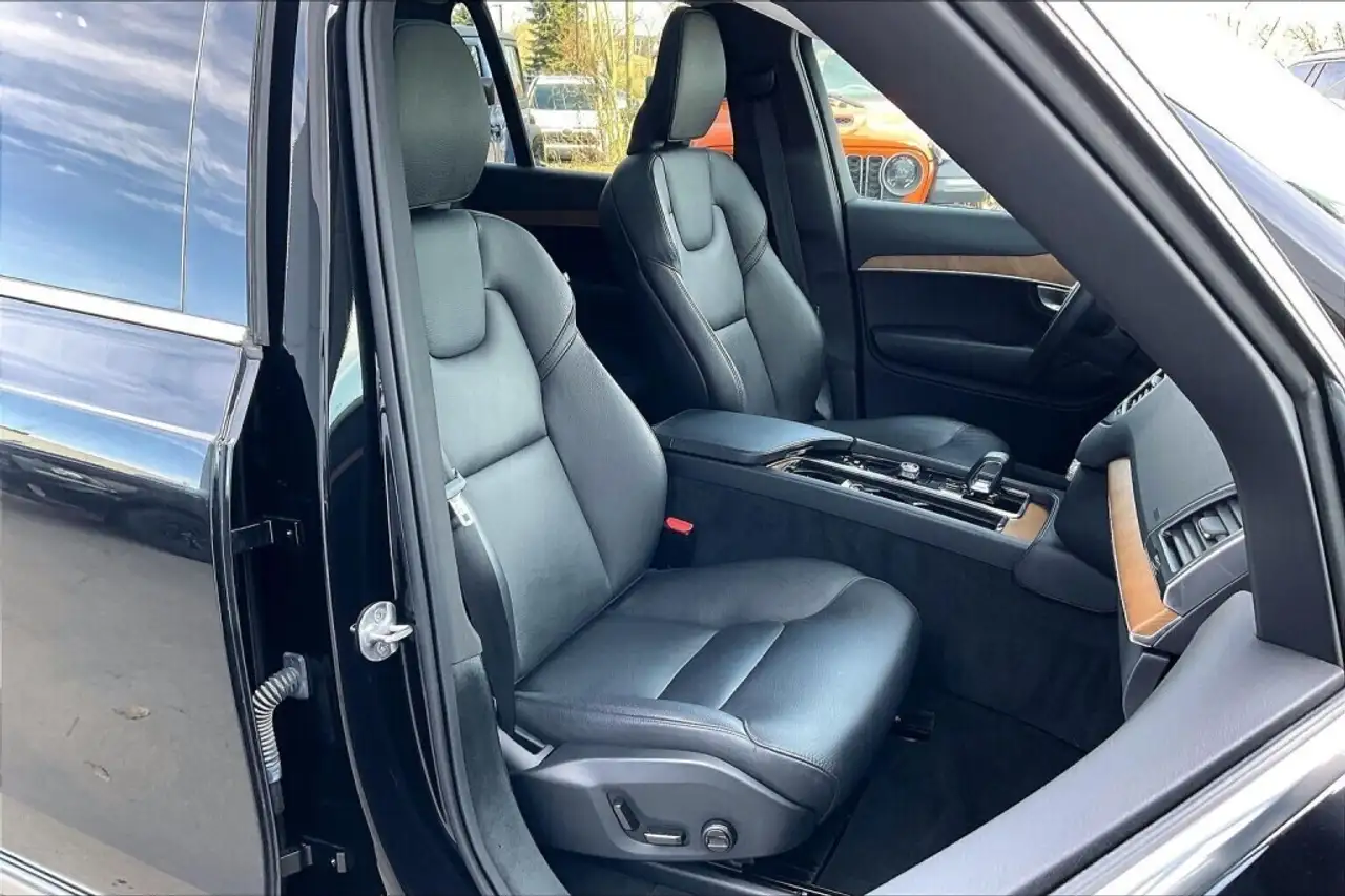 Volvo XC90 снимка Volvo XC90