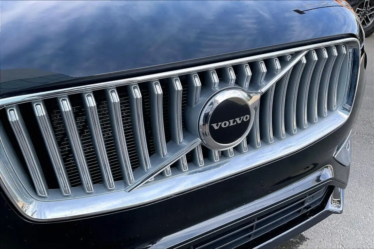 Volvo XC90 снимка Volvo XC90