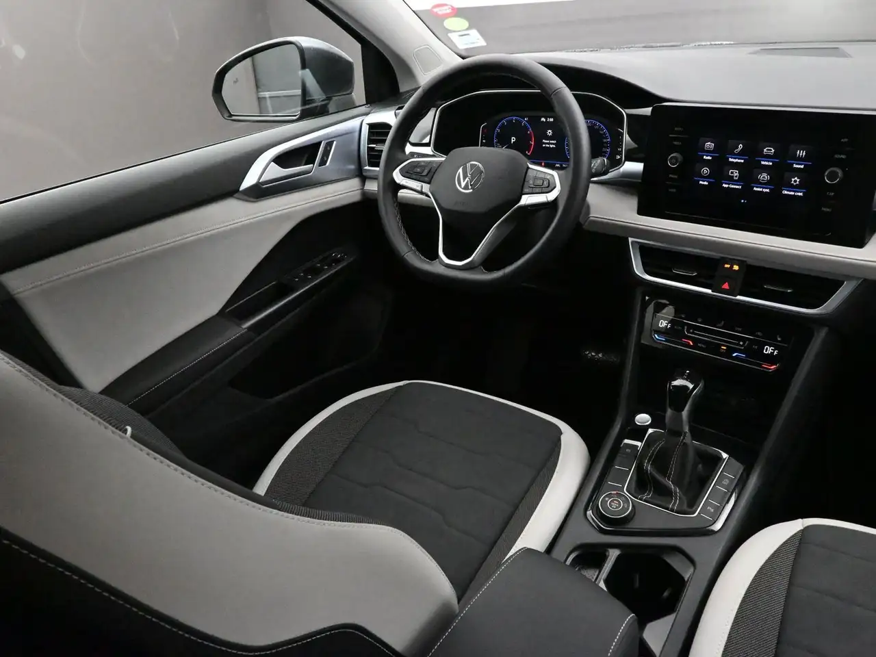 Volkswagen Taos снимка Volkswagen Taos