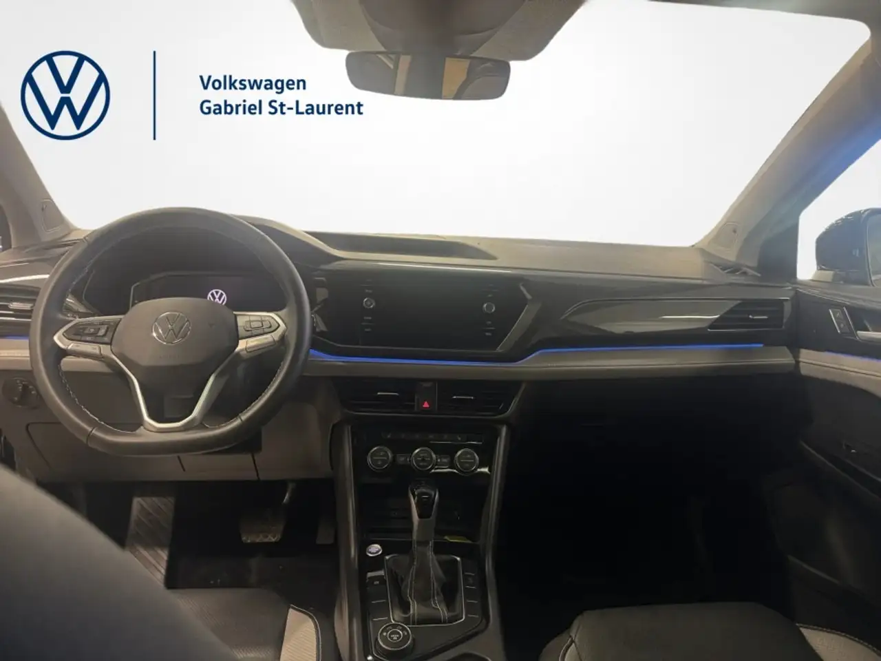 Volkswagen Taos снимка Volkswagen Taos