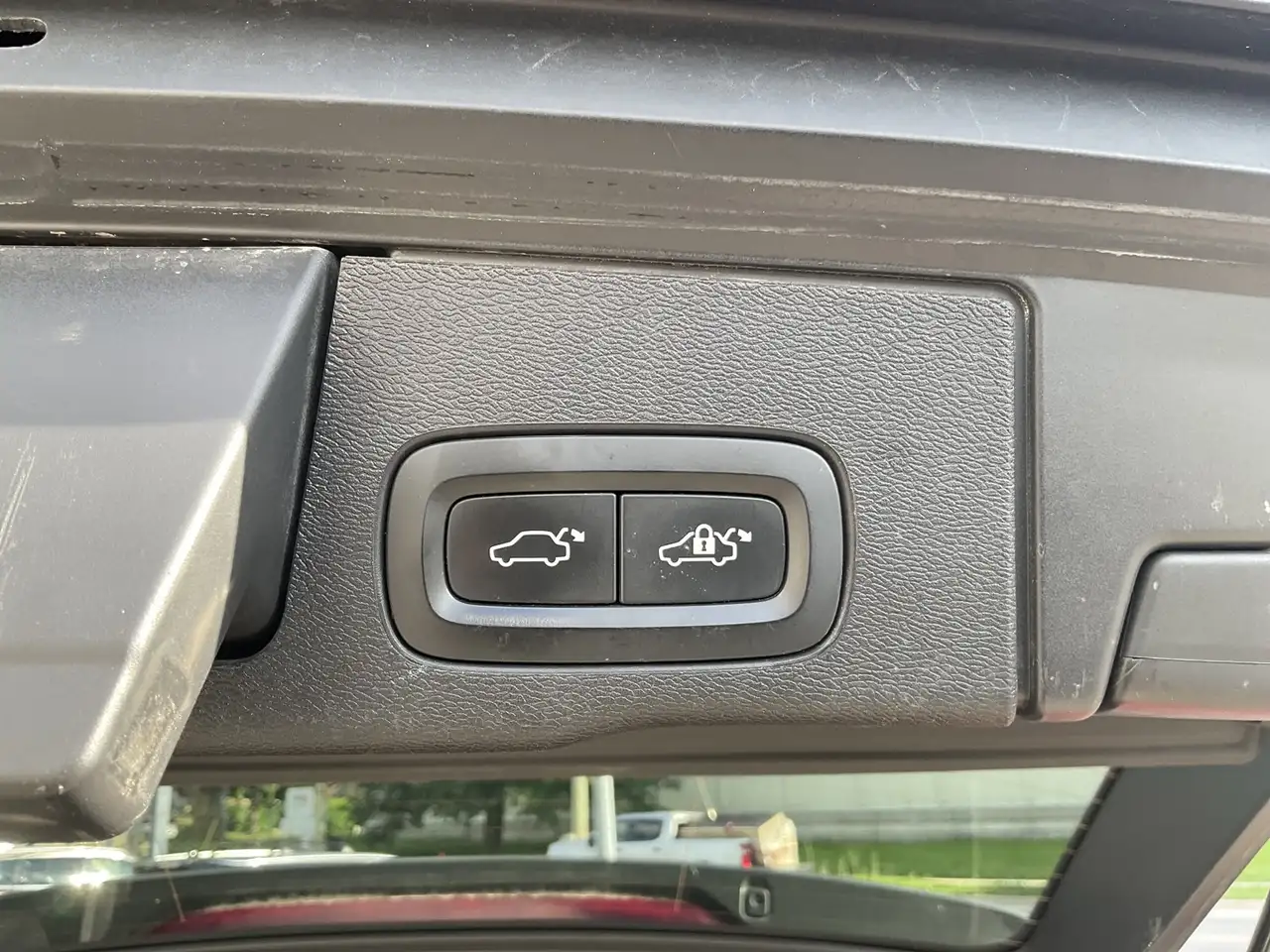 Volvo XC60 снимка Volvo XC60
