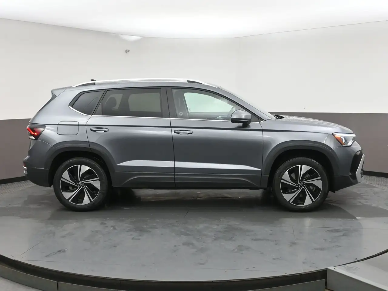 Volkswagen Taos снимка Volkswagen Taos