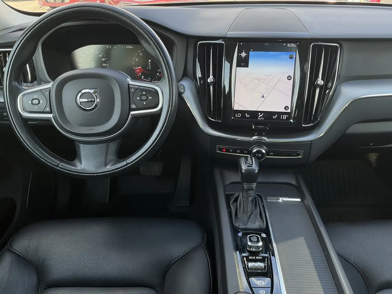 Volvo XC60 снимка Volvo XC60