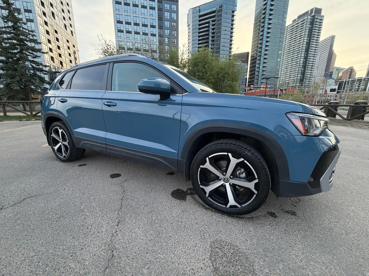 Volkswagen Taos снимка Volkswagen Taos