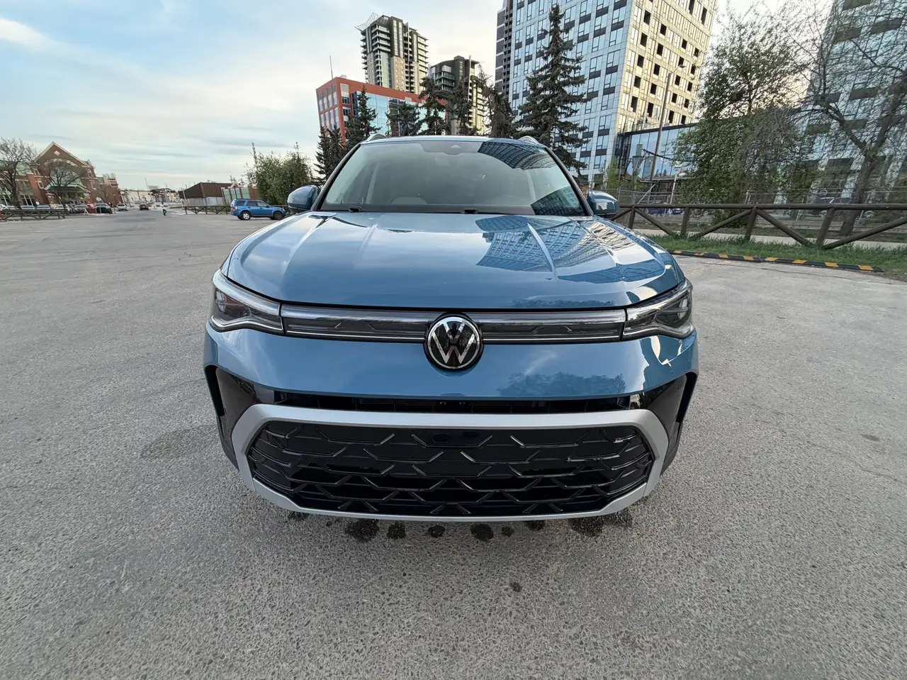 Volkswagen Taos снимка Volkswagen Taos