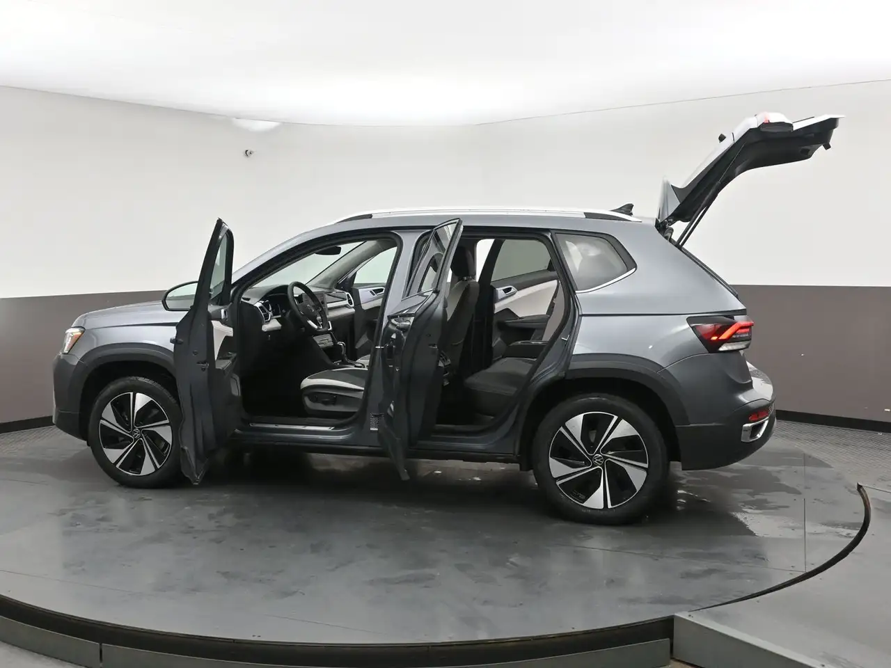 Volkswagen Taos снимка Volkswagen Taos