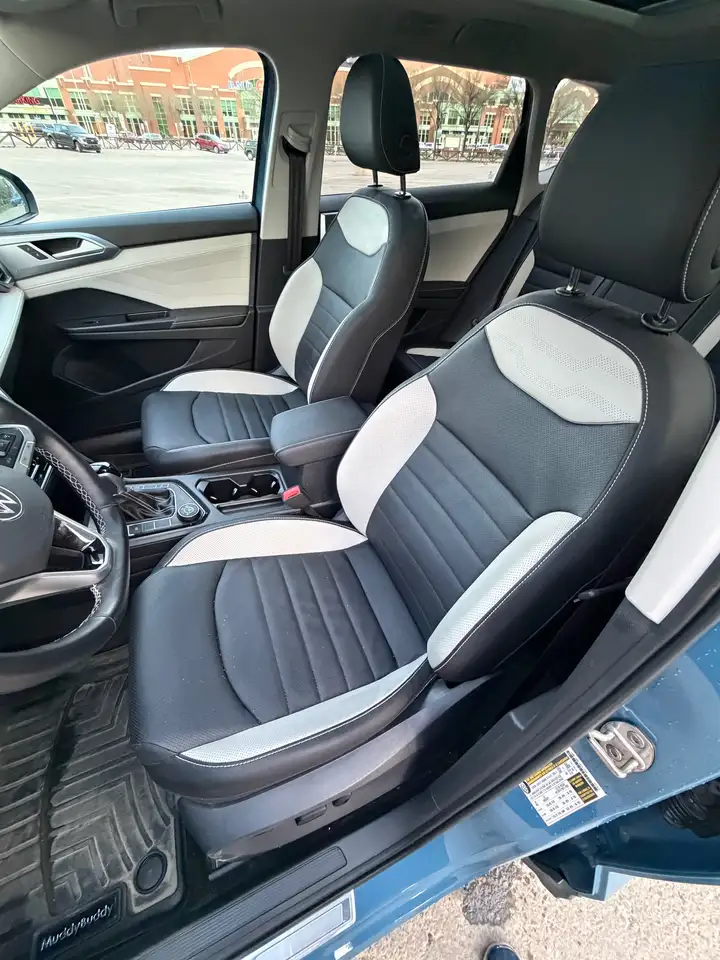 Volkswagen Taos снимка Volkswagen Taos