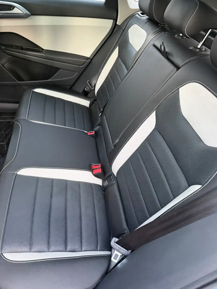 Volkswagen Taos снимка Volkswagen Taos