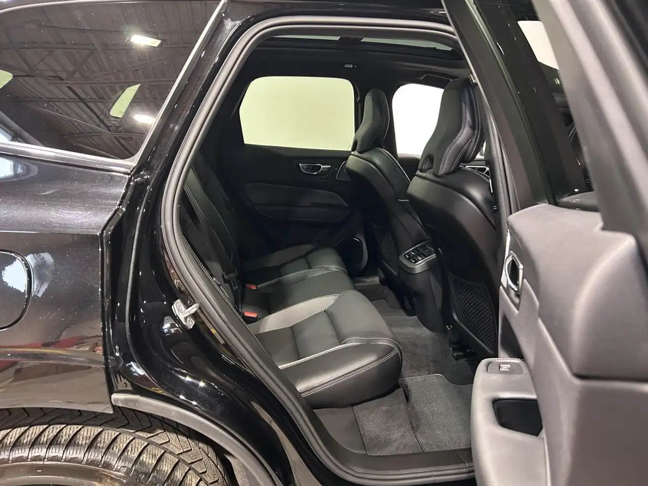 Volvo XC60 photo Volvo XC60