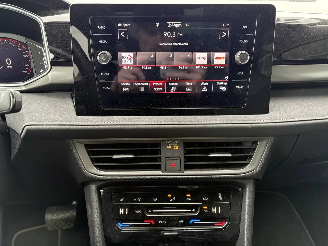 Volkswagen Taos снимка Volkswagen Taos