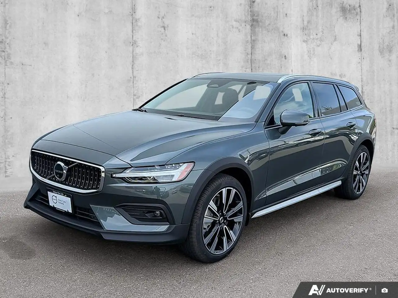 2026 Volvo V60 Cross Country