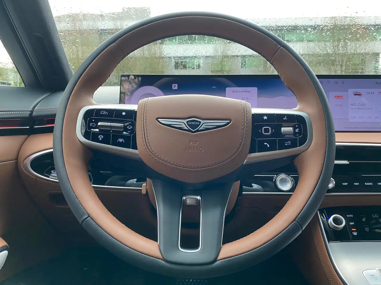 Genesis GV70 снимка Genesis GV70