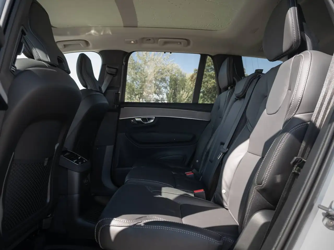 Volvo XC90 снимка Volvo XC90