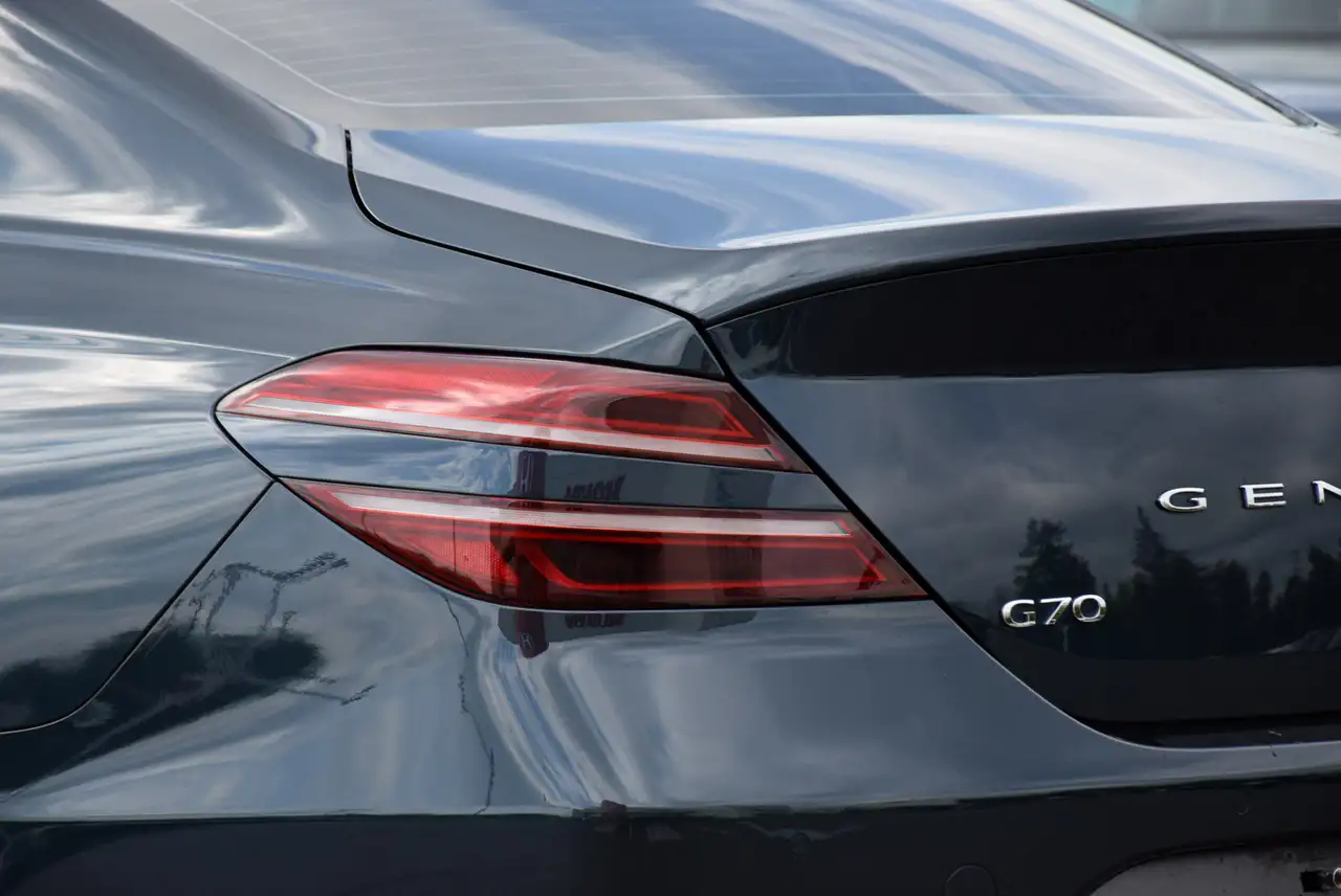 Genesis G70 снимка Genesis G70